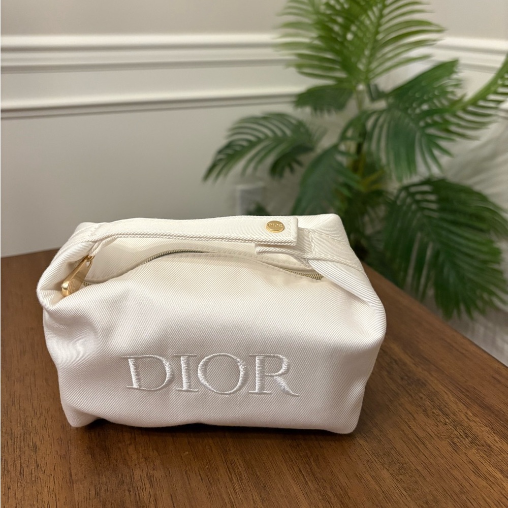 Dior White Cosmetic Case from Dior beauty